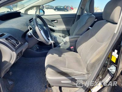 Zdjęcie 7 z 13 samochodu: 2010 TOYOTA PRIUS III VIN:JTDKN3DU1A0208561 - miniatura