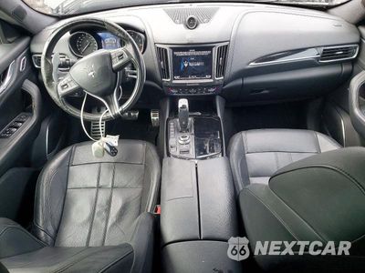 Zdjęcie 8 z 13 samochodu: 2019 MASERATI LEVANTE SPORT VIN:ZN661XUS8KX325399 - miniatura