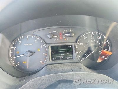 Zdjęcie 9 z 12 samochodu: 2015 NISSAN SENTRA S VIN:3N1AB7AP3FY368578 - miniatura