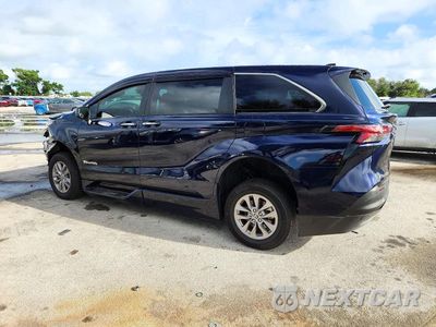 Drugie zdjęcie samochodu z przodu: 2022 TOYOTA SIENNA XLE VIN:5TDYRKEC9NS118074 - miniatura
