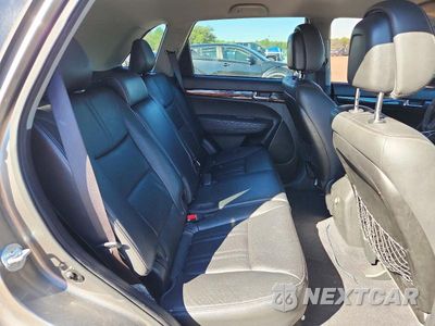 Zdjęcie 11 z 13 samochodu: 2013 KIA SORENTO EX VIN:5XYKU3A68DG348033 - miniatura