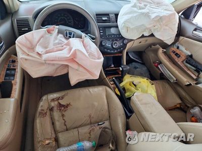 Zdjęcie 8 z 12 samochodu: 2005 HONDA ACCORD EX VIN:1HGCM66585A030616 - miniatura