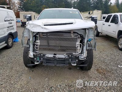 Piąte zdjęcie samochodu w środku: 2022 CHEVROLET SILVERADO K2500 HIGH COUNTRY VIN:1GC4YREY5NF310825 - miniatura