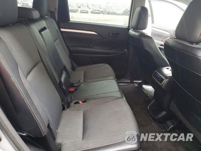 Zdjęcie 10 z 12 samochodu: 2016 TOYOTA HIGHLANDER LE PLUS VIN:5TDBKRFHXGS230821 - miniatura