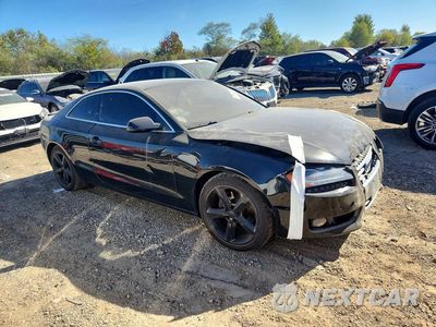 Czwarte zdjęcie samochodu z boku: 2010 AUDI A5 PREMIUM PLUS VIN:WAULFAFR1AA063480 - miniatura