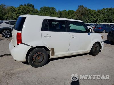 Trzecie zdjęcie samochodu z tyłu: 2010 SCION XB BASE VIN:JTLZE4FE1A1113121 - miniatura