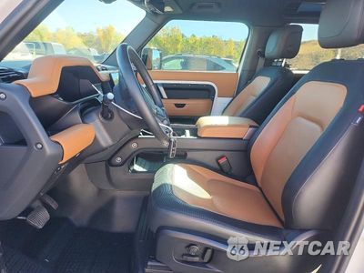 Zdjęcie 7 z 13 samochodu: 2024 LAND ROVER DEFENDER 90 X-DYNAMIC SE VIN:SALE26EUXR2313047 - miniatura