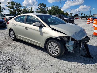 Czwarte zdjęcie samochodu z boku: 2018 HYUNDAI ELANTRA SE VIN:5NPD74LF5JH308371 - miniatura