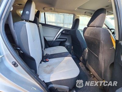 Zdjęcie 11 z 14 samochodu: 2018 TOYOTA RAV4 XLE VIN:JTMRFREV6JJ228286 - miniatura