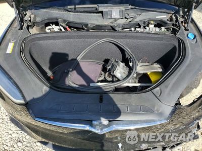 Zdjęcie 12 z 13 samochodu: 2016 TESLA MODEL X VIN:5YJXCBE25GF028514 - miniatura