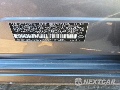 Zdjęcie 12 z 12 samochodu: 2014 LEXUS LS 460 VIN:JTHCL5EF1E5020393 - miniatura