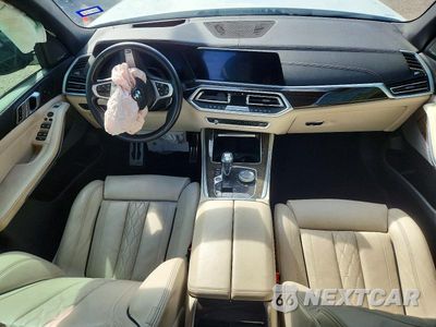 Zdjęcie 8 z 13 samochodu: 2020 BMW X5 SDRIVE 40I VIN:5UXCR4C00L9C25512 - miniatura
