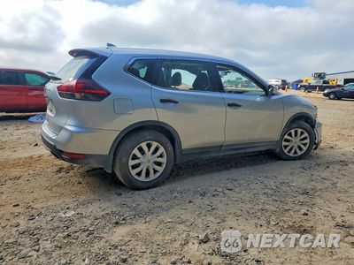 Trzecie zdjęcie samochodu z tyłu: 2018 NISSAN ROGUE S VIN:5N1AT2MT5JC750274 - miniatura
