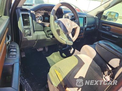 Zdjęcie 8 z 13 samochodu: 2017 RAM 2500 LONGHORN VIN:3C6UR5GL5HG588982 - miniatura