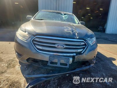 Piąte zdjęcie samochodu w środku: 2018 FORD TAURUS SE VIN:1FAHP2D89JG126074 - miniatura