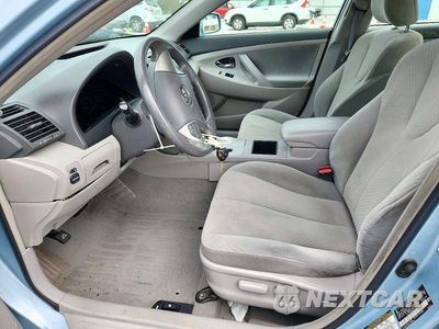 Zdjęcie 7 z 13 samochodu: 2007 TOYOTA CAMRY LE VIN:4T1BE46K97U700088 - miniatura