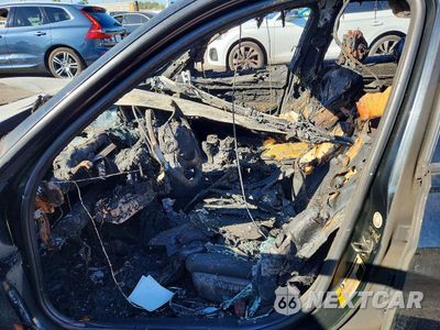 Zdjęcie 7 z 11 samochodu: 2013 BMW 328 I SULEV VIN:WBA3C1C58DF435382 - miniatura