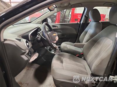 Zdjęcie 7 z 12 samochodu: 2020 CHEVROLET SONIC LT VIN:1G1JD5SB6L4135137 - miniatura
