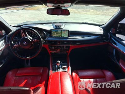 Zdjęcie 8 z 10 samochodu: 2015 BMW X5 M VIN:5YMKT6C56F0C89253 - miniatura