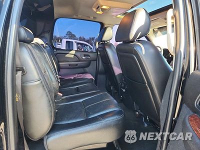 Zdjęcie 10 z 12 samochodu: 2007 CHEVROLET AVALANCHE C1500 VIN:3GNEC12017G155427 - miniatura