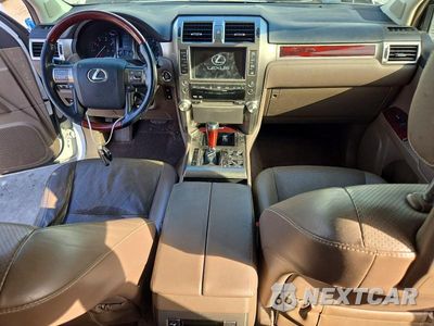 Zdjęcie 8 z 13 samochodu: 2012 LEXUS GX 460 PREMIUM VIN:JTJJM7FX2C5044348 - miniatura