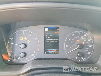 Zdjęcie 9 z 14 samochodu: 2025 TOYOTA COROLLA CROSS LE VIN:7MUCAAAG6SV140118 - miniatura