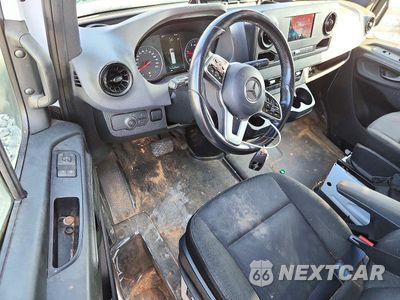 Zdjęcie 8 z 13 samochodu: 2021 MERCEDES-BENZ SPRINTER 3500 VIN:W1X8E23Y2MN146426 - miniatura