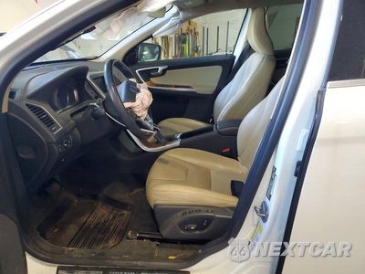 Zdjęcie 7 z 13 samochodu: 2016 VOLVO XC60 T5 PLATINUM VIN:YV440MDM2G2878868 - miniatura