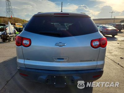 Zdjęcie 6 z 14 samochodu: 2011 CHEVROLET TRAVERSE LT VIN:1GNKVGED1BJ112289 - miniatura