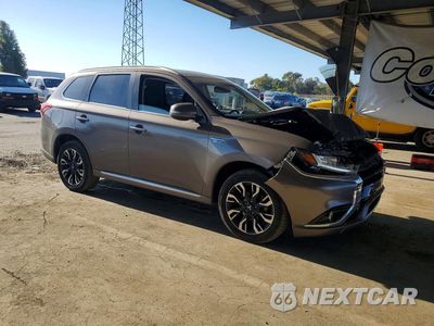 Czwarte zdjęcie samochodu z boku: 2018 MITSUBISHI OUTLANDER SE VIN:JA4J24A52JZ044962 - miniatura