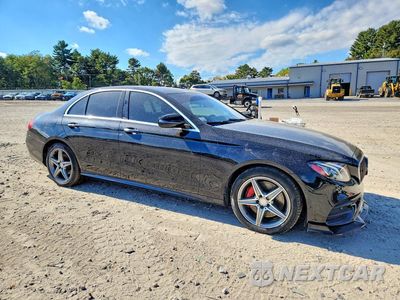 Czwarte zdjęcie samochodu z boku: 2017 MERCEDES-BENZ E 300 4MATIC VIN:WDDZF4KB2HA204760 - miniatura