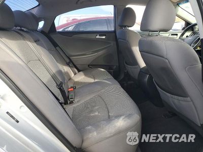 Zdjęcie 10 z 12 samochodu: 2012 HYUNDAI SONATA GLS VIN:5NPEB4AC2CH314921 - miniatura