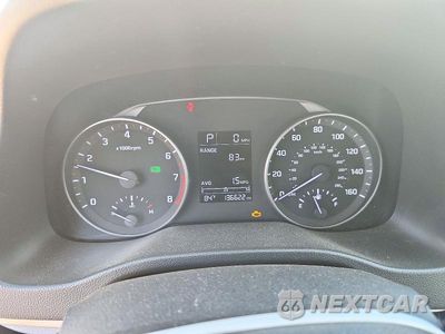 Zdjęcie 9 z 12 samochodu: 2017 HYUNDAI ELANTRA SE VIN:5NPD74LF0HH097512 - miniatura