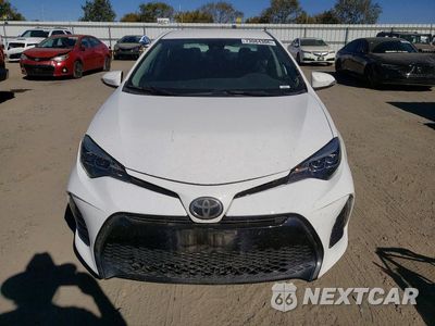 Piąte zdjęcie samochodu w środku: 2017 TOYOTA COROLLA SE VIN:5YFBURHE6HP614893 - miniatura