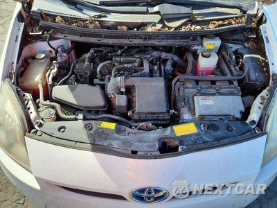 Zdjęcie 11 z 12 samochodu: 2011 TOYOTA PRIUS TWO VIN:JTDKN3DU8B1359439 - miniatura