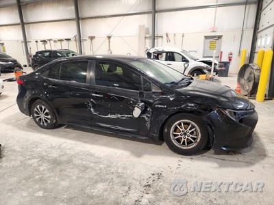 Czwarte zdjęcie samochodu z boku: 2020 TOYOTA COROLLA LE VIN:JTDEBRBE2LJ017670 - miniatura