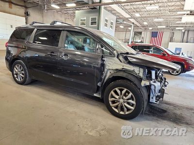 Czwarte zdjęcie samochodu z boku: 2019 KIA SEDONA EX VIN:KNDMB5C12K6556601 - miniatura