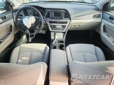 Zdjęcie 8 z 13 samochodu: 2016 HYUNDAI SONATA HYBRID SE VIN:KMHE24L17GA033413 - miniatura