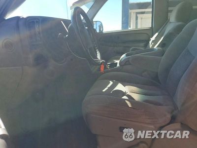 Zdjęcie 7 z 14 samochodu: 2003 CHEVROLET TAHOE K1500 VIN:1GNEK13T33R162465 - miniatura