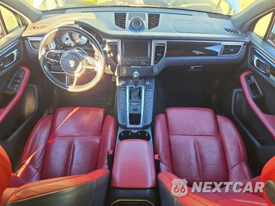 Zdjęcie 8 z 13 samochodu: 2016 PORSCHE MACAN S VIN:WP1AB2A50GLB54767 - miniatura