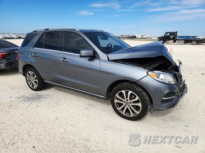 Czwarte zdjęcie samochodu z boku: 2018 MERCEDES-BENZ GLE 350 4MATIC VIN:4JGDA5HB0JB181720 - miniatura