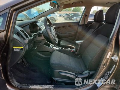Zdjęcie 7 z 12 samochodu: 2017 KIA FORTE LX VIN:3KPFK4A77HE148558 - miniatura