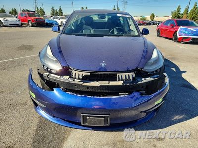 Piąte zdjęcie samochodu w środku: 2023 TESLA MODEL 3 VIN:5YJ3E1EA3PF475238 - miniatura