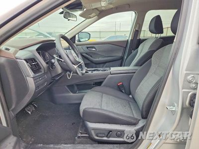 Zdjęcie 7 z 14 samochodu: 2022 NISSAN ROGUE SV VIN:5N1BT3BB0NC697414 - miniatura