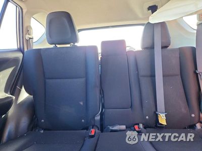 Zdjęcie 10 z 13 samochodu: 2017 TOYOTA RAV4 LE VIN:JTMZFREV4HJ103278 - miniatura