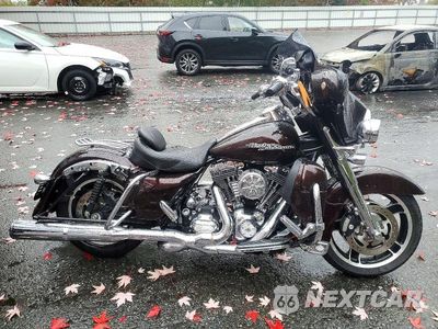 2011 HARLEY-DAVIDSON FLHX 1HD1KBM18BB601868 - główne zdjęcie licytacji z USA - miniatura