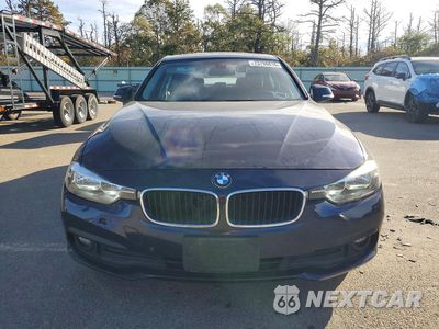 Piąte zdjęcie samochodu w środku: 2017 BMW 320 XI VIN:WBA8E5G38HNU44661 - miniatura