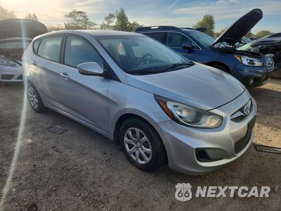 Czwarte zdjęcie samochodu z boku: 2014 HYUNDAI ACCENT GS VIN:KMHCT5AE8EU157847 - miniatura