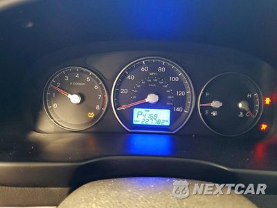 Zdjęcie 9 z 13 samochodu: 2011 HYUNDAI SANTA FE GLS VIN:5XYZGDAG4BG071012 - miniatura