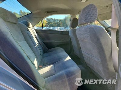 Zdjęcie 10 z 12 samochodu: 2002 TOYOTA CAMRY LE VIN:4T1BE32K02U002235 - miniatura